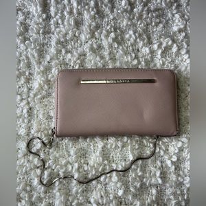 Steve Madden. Pink Wallet with Silver Chain Wristlet.